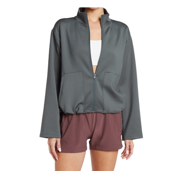 Zella Gray Athletic Zip-Up Jacket Funnel Neck Active Layer Size M - Picture 1 of 8